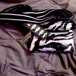 Zerbra print think royln purse